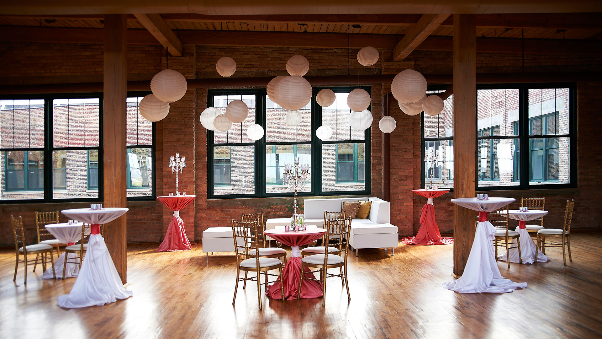 Mademoiselle Showcase